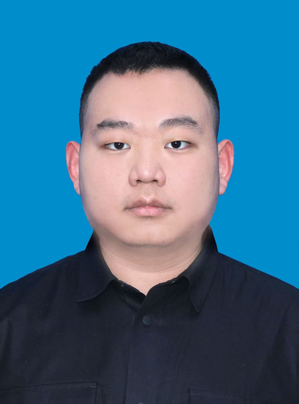 李首男